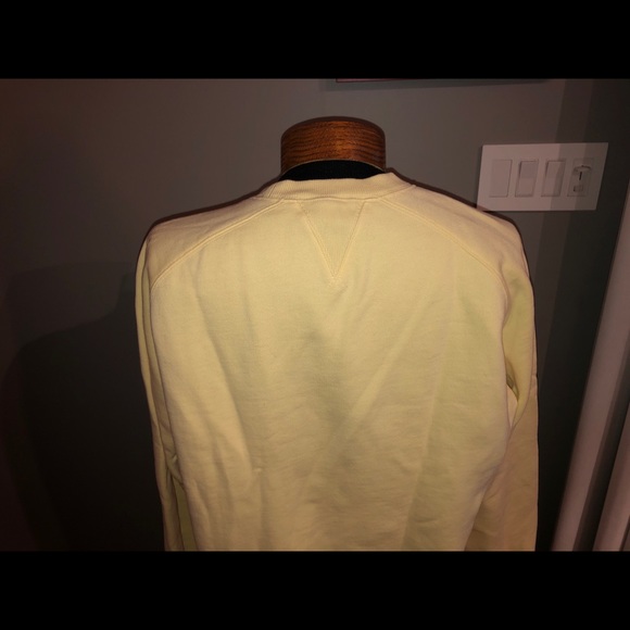 Men’s Yellow original penguin sweatshirt. size xl - Picture 6 of 9